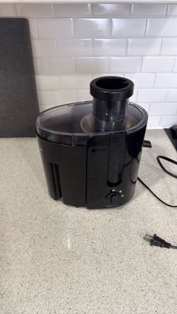 Black Electric Centrifugal Juicer