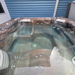 2016 Hot Spring Envoy Hot Tub – Good Condition, Seats 5 – Clark, NJ