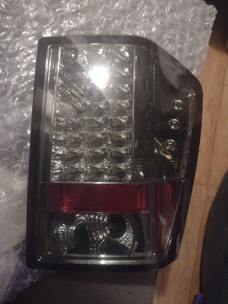 Jeep Grand Cherokee Spyder Taillights
