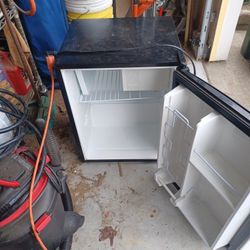 Mini  Fridge