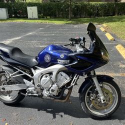 2005 Yamaha FZ6