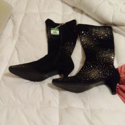 Impo Women's Boots Size 9.5!