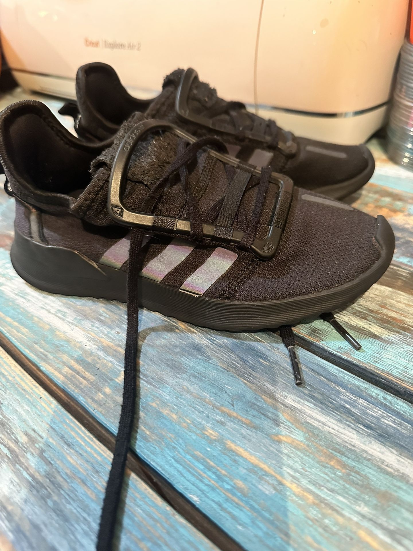 Girls Adidas’s Size 1