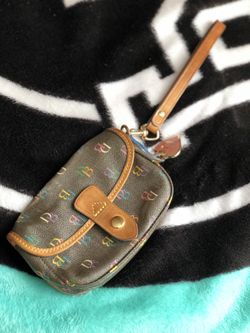 Dooney & Bourke
