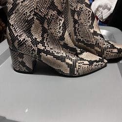Womens Snakeskin Boots Size 10