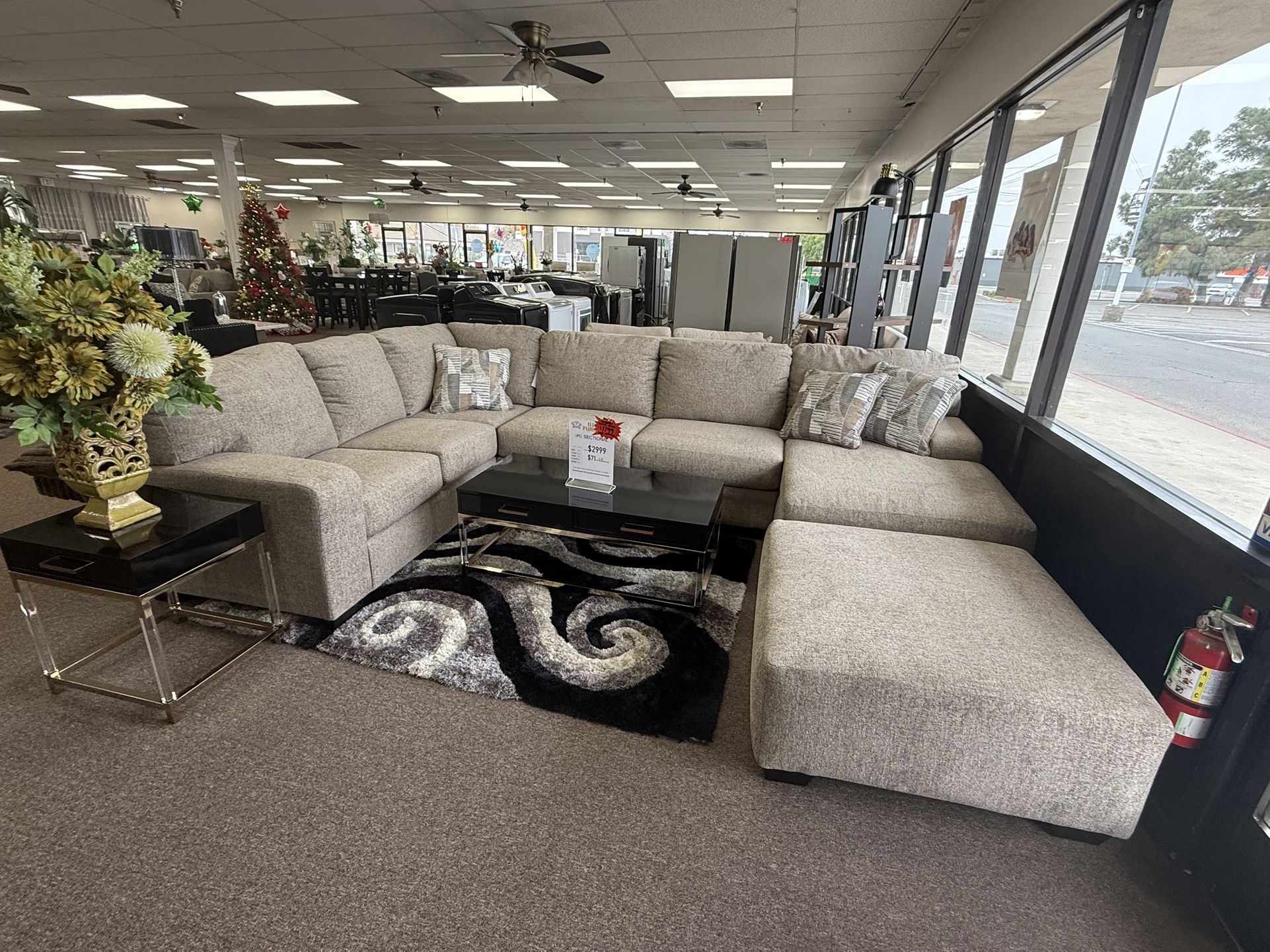 Sectional Free Ottoman No Credit Needed $10 Down