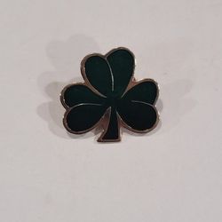 Vintage Hallmark Shamrock Gold Tone Lapel Pin Hat Lanyard Pin