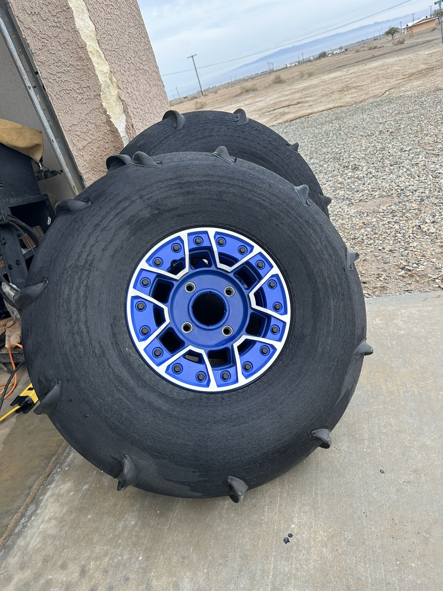 Can Am X3 Skat Trak Extreme Paddle Tires 32x12x14