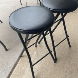 stools 