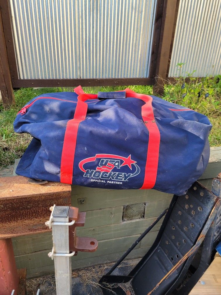 Hockey equipment