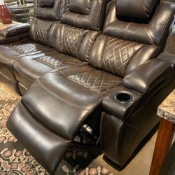 Chocolate Dark Brown Power Reclining Sofa By Ashley🤎living Room/ Movie Room💯 New Brand 🆕 Financing Options 🤩