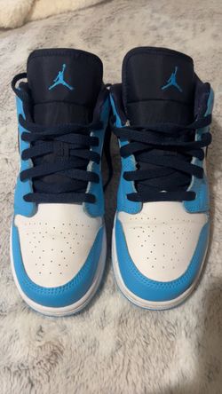 Jordans 1 low