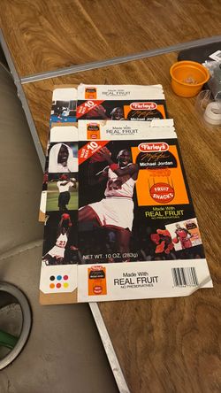 Michael Jordan fruit snacks boxes!