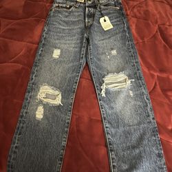 Levi’s Straight Jeans! 