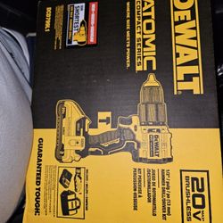 Brand New DeWalt Atomic 20v 1/2" Hammer Drill/Driver  Kit