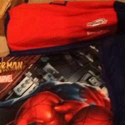 Spider man sleeping bag.