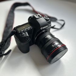 Canon DSLR DS126201 + Canon EF 20–35mm f/2.8 | CF Card, 2 New Batteries & USB Charger | Ready to Use