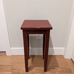 Side Table/End Table