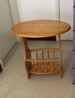 Magazine table