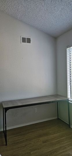 Computer desk