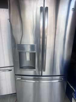 GE REFRIGERATOR FOR SALE