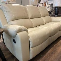 Rackingburg Cream Power Reclining Sofa