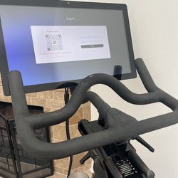 Peloton Bike with Handle Extender