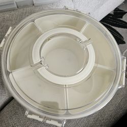 New Spinning Snackel Box