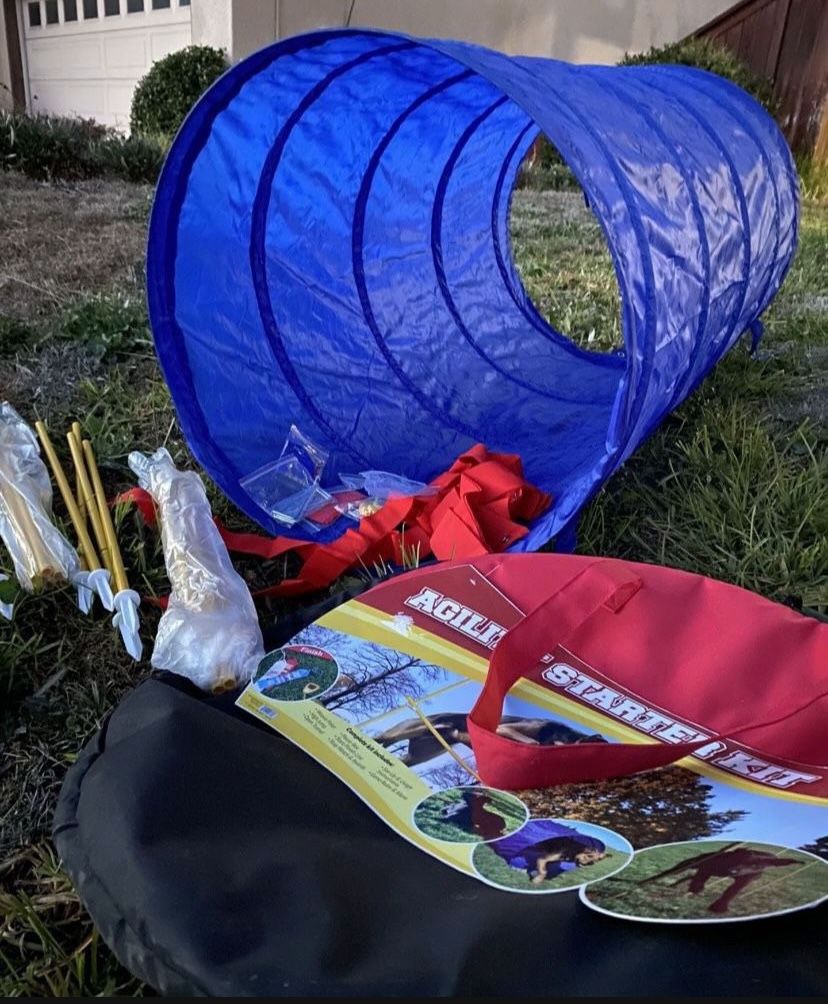 DOG AGILITY COURSE/EXERCISE COURSE, NEVER USED