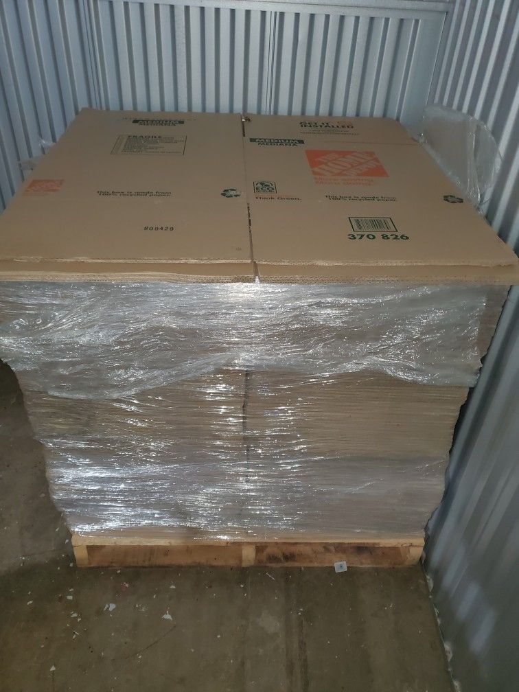 Over 100 New Homedepot Medium Moving Boxes