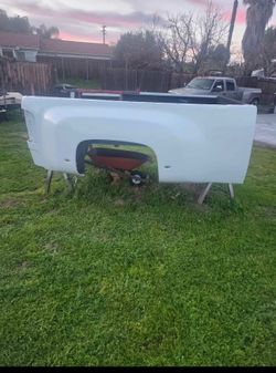 2007-2012 Chevrolet Silverado dually bed