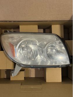OEM 2003-2005 4Runner passenger side headlight