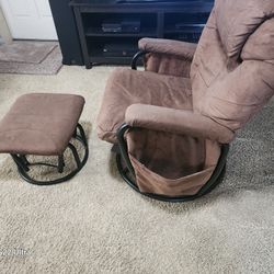 Rocking Chair W/ FT Stool 