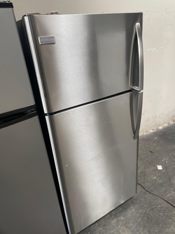 Frigidaire Top Freezer Fridge – Stainless, clean, ready today