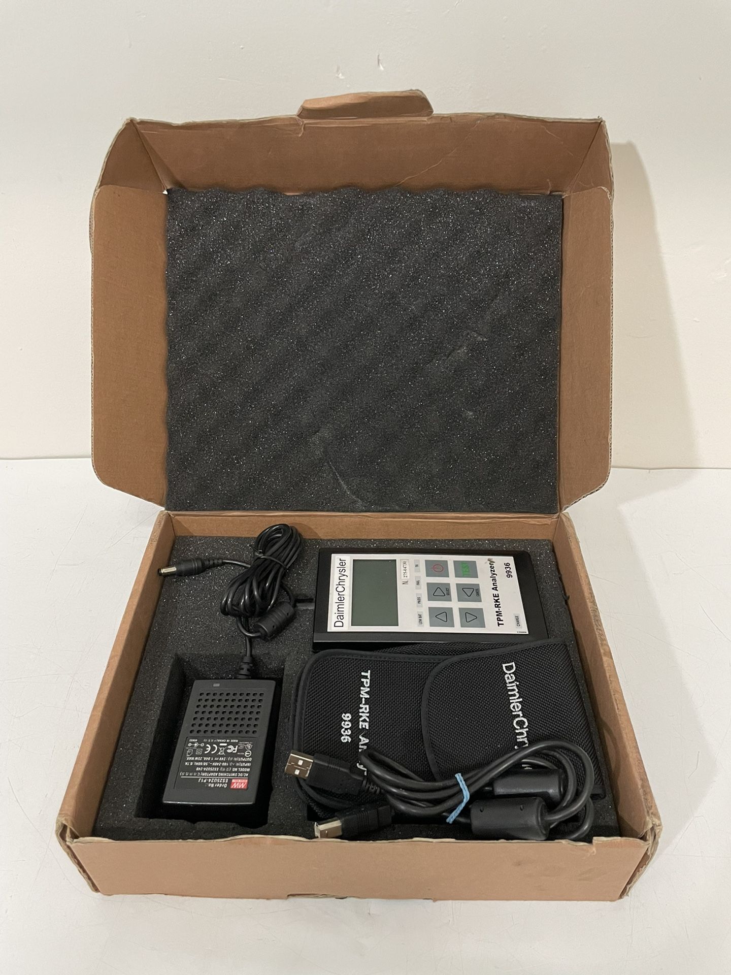 Daimler Chrysler ~ TPM-RKE Analyzer ~ 9936 ~ Tire Pressure Monitor ~ ATEQ VT60
