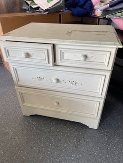 Drawer Cabinet (30.5"x21"x31")