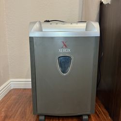 Xerox XRX-15X Cross-Cut Paper Shredder - High Capacity, Excellent Condition