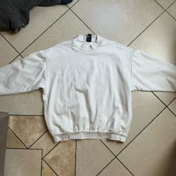 Adidas basketball sweater color white size Large