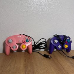 2 GameCube Controllers (CIPON)