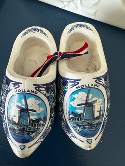 Holland Delft-Style Wooden Clogs Pair