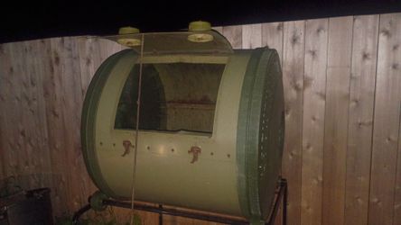 Extra large compost tumbler