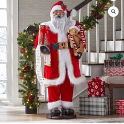 Member’s Mark 5' Animated Singing Santa