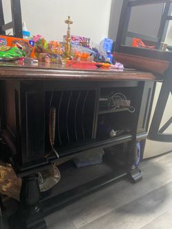 Dining table