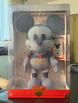 Disney 2020 - Year Of The Mouse #3 Mickey Limited Edition Plush