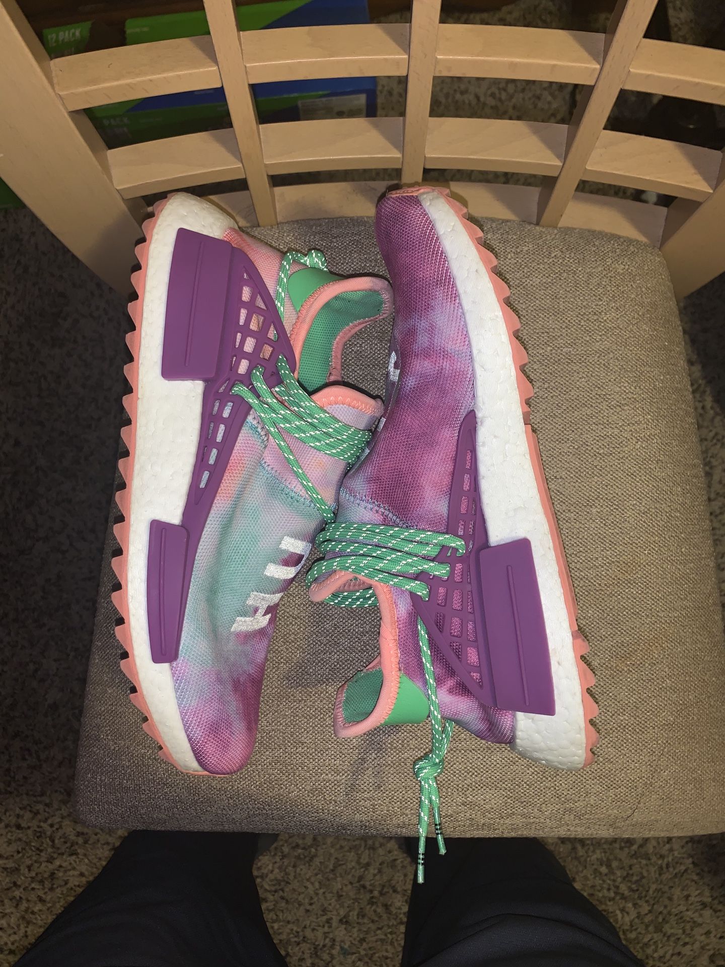 Human race trail holi festival size 10