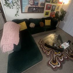 Sectional Couch With Green Velvet Pillow Covers 