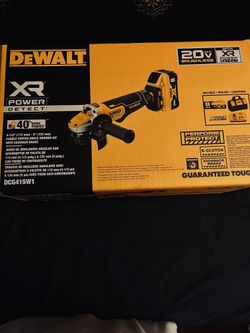 Dewalt Xr 4 1/2 Paddle Switch Angle Grinder Kit With Kickback Brake 