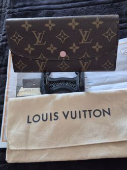 LOUIS  VUITTON  MONOGRAM  SARAH  WALLET  WITH  CERTIFICATE  OF  AUTHENTICITY