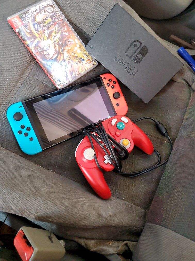 Nintendo Switch With Controller