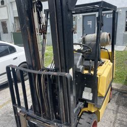 YALE FORKLIFT 